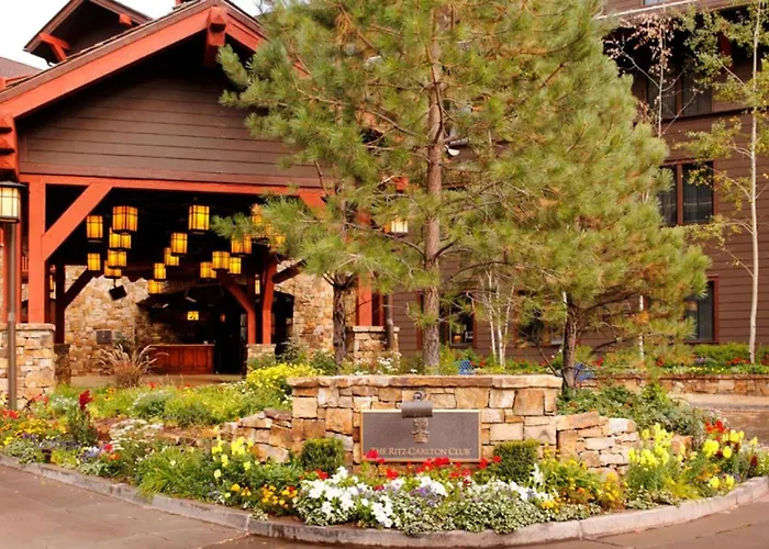 The Ritz-Carlton Club, Two-Bedroom Wr Residence 2205, Ski-In & Ski-Out Resort In Aspen Highlands